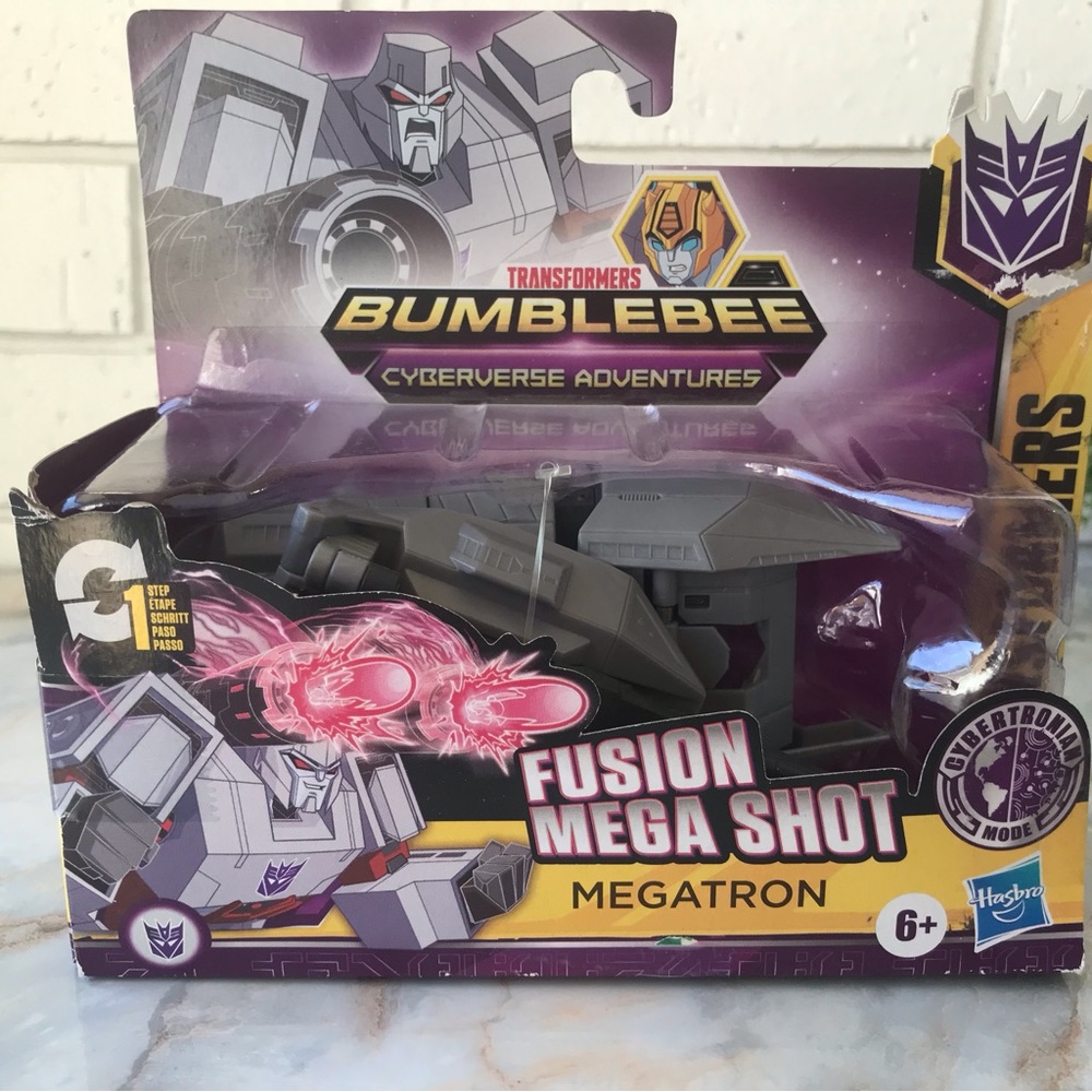 Transformers Fusion Mega Shot Megatron Bumblebee Cyberverse Adventures NEW